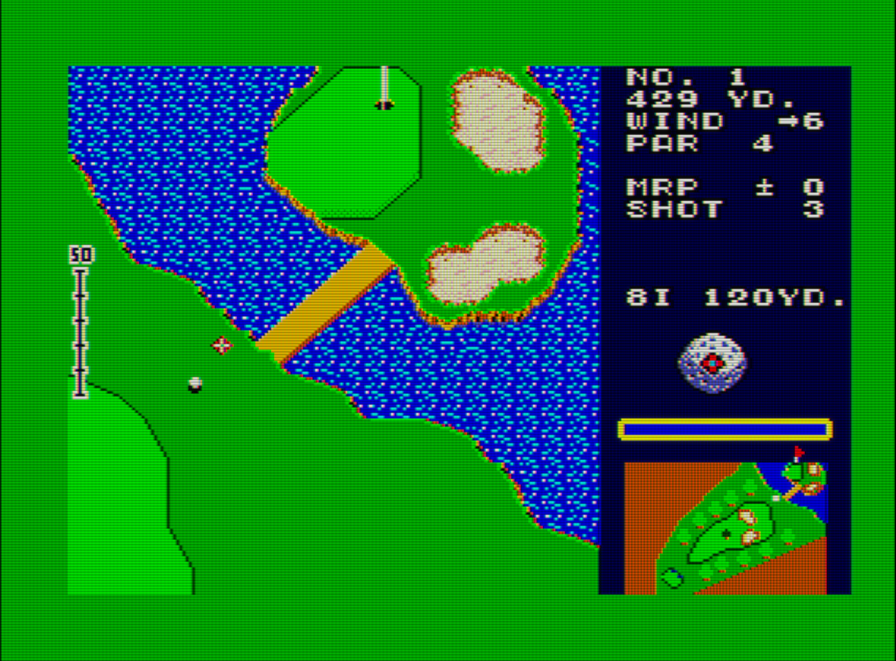 Captura de pantalla del videojuego Great Golf. En ella vemos un campo de golf. El agujero está en una isla junto a un par de trampas de arena. La bola está fuera de la isla.